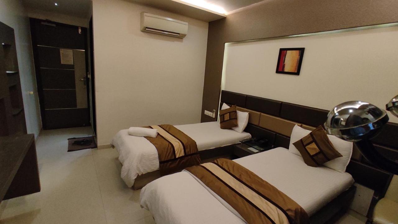 Hotel Flair Inn Ahmedabad Exterior foto